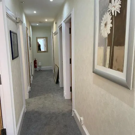 Central, Main Door Apartment, Spacious 2 Bedrooms- No Stairs Edinburgh Exterior photo