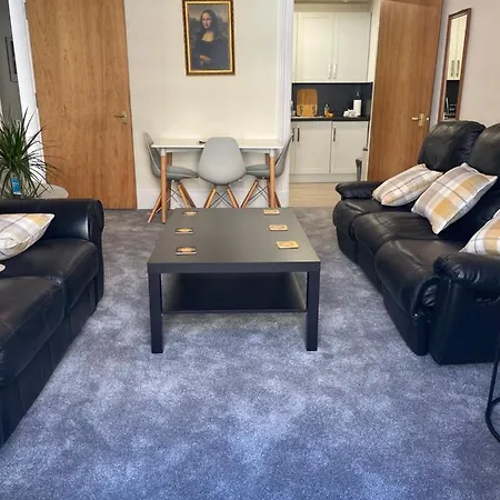 Central, Main Door Apartment, Spacious 2 Bedrooms- No Stairs Edinburgh Exterior photo