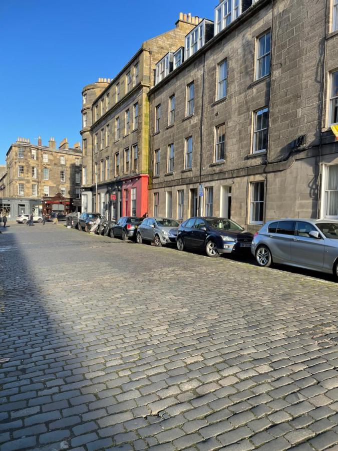 Central, Main Door Apartment, Spacious 2 Bedrooms- No Stairs Edimburgo